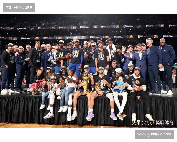 法甲联赛近十年冠军回顾与球队表现分析展望