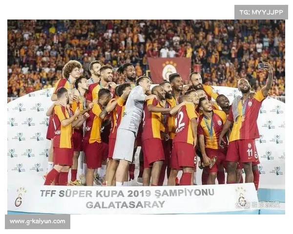 科内利亚诺米兰首夺意甲冠军与22冠传奇职业生涯的辉煌历程 科内利亚诺米兰首夺意甲冠军与22冠传奇职业生涯的辉煌历程